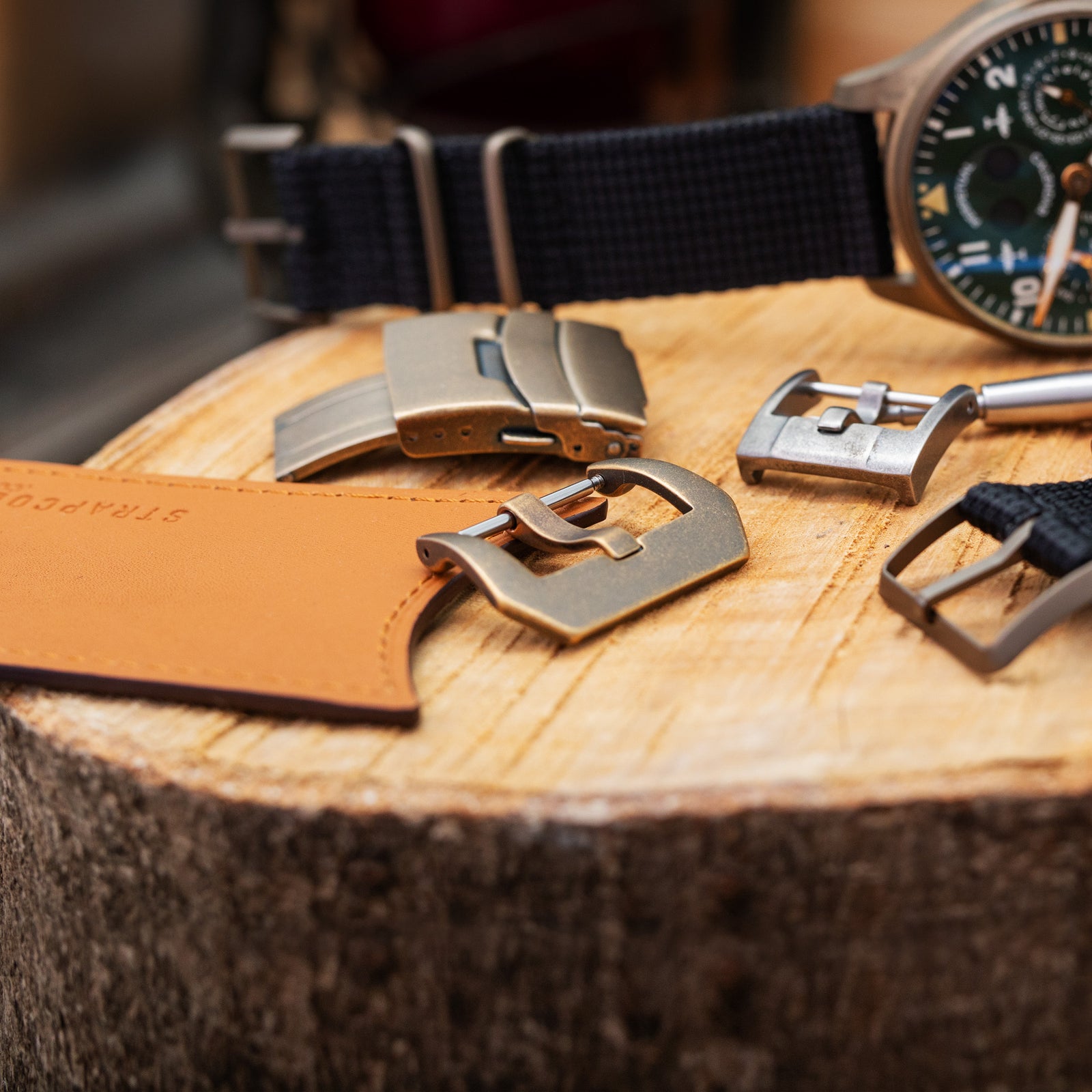 The Complete Guide to watch bands & watch straps