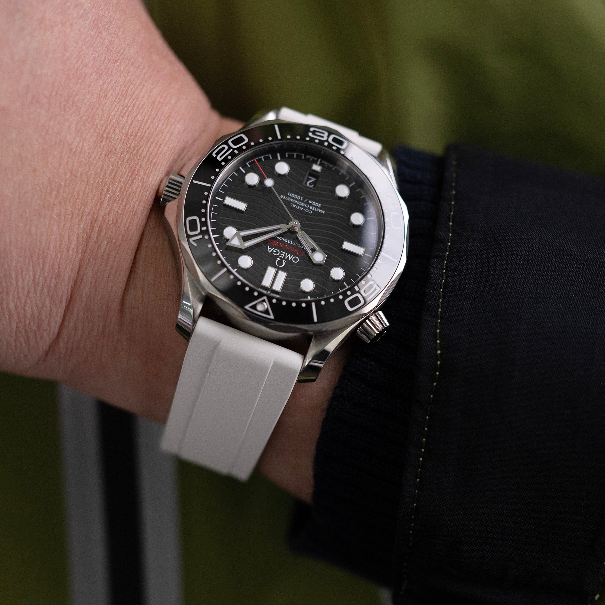 Omega-Seamaster-300m-21030