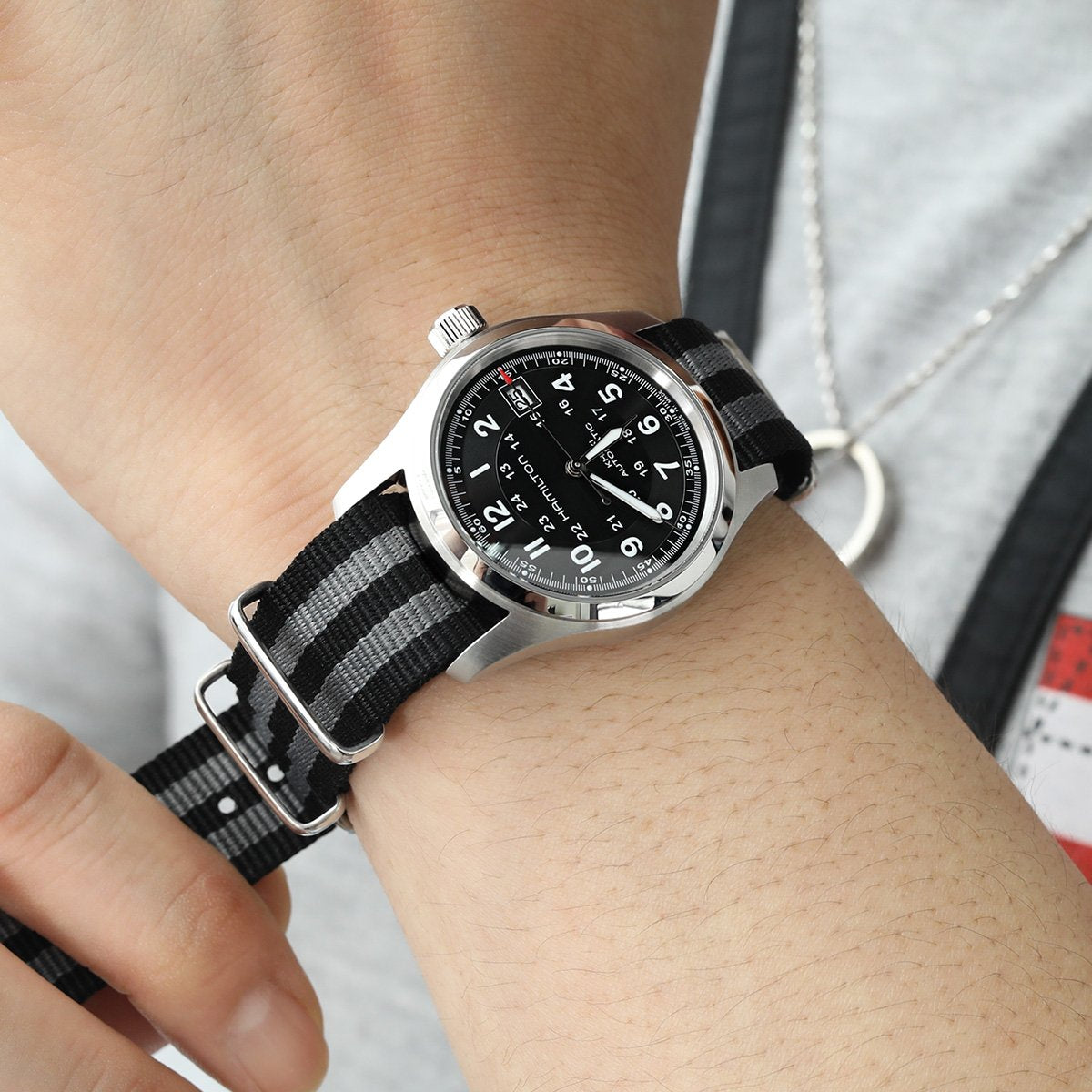 Bond' mesh watch bracelet - Stainless steel BOND type Milanese watch strap