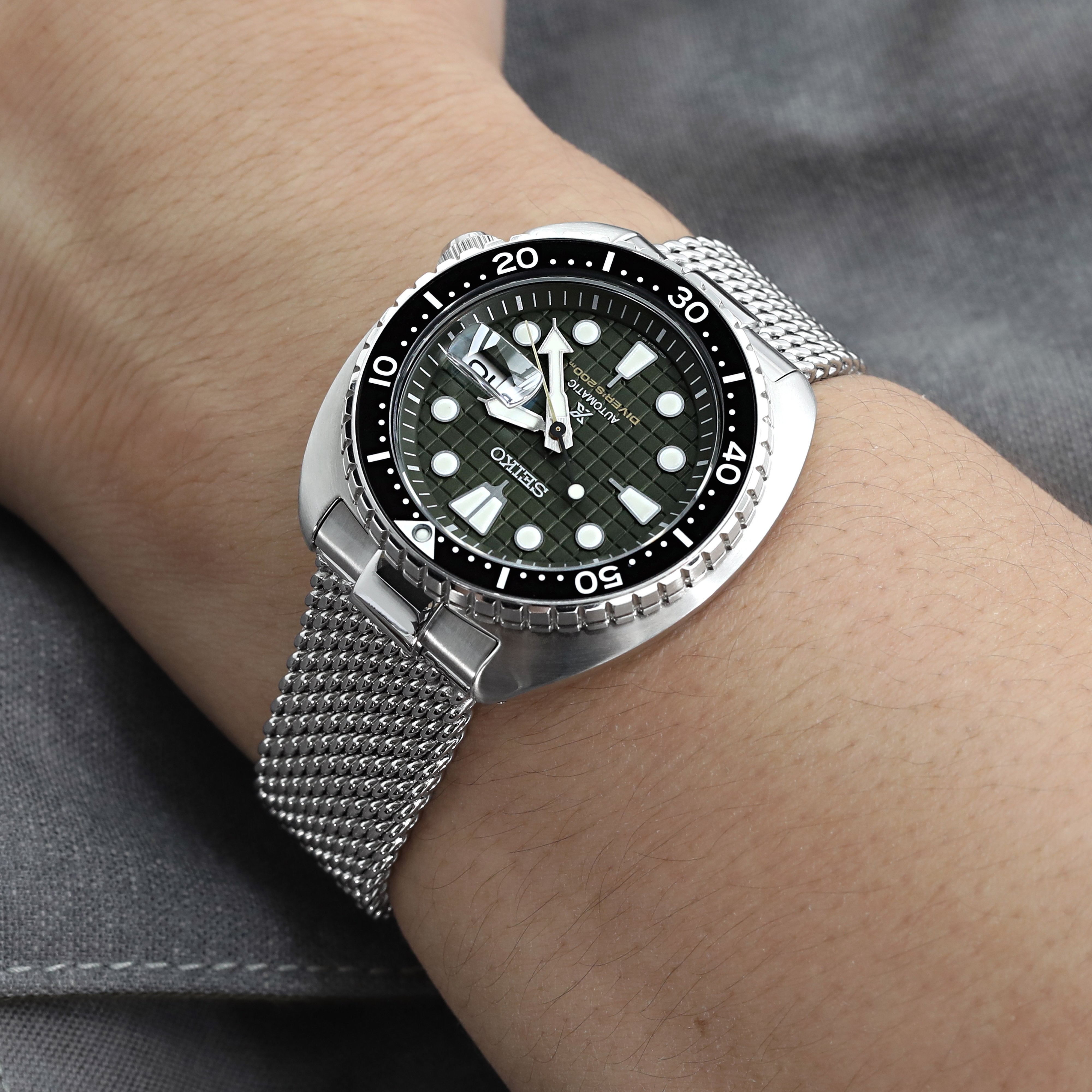 WTS] Seiko SRPE07 King Turtle shark dial on mesh bracelet. : r